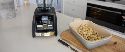 Frank Fawkner's Macadamia Butter with Wattleseed