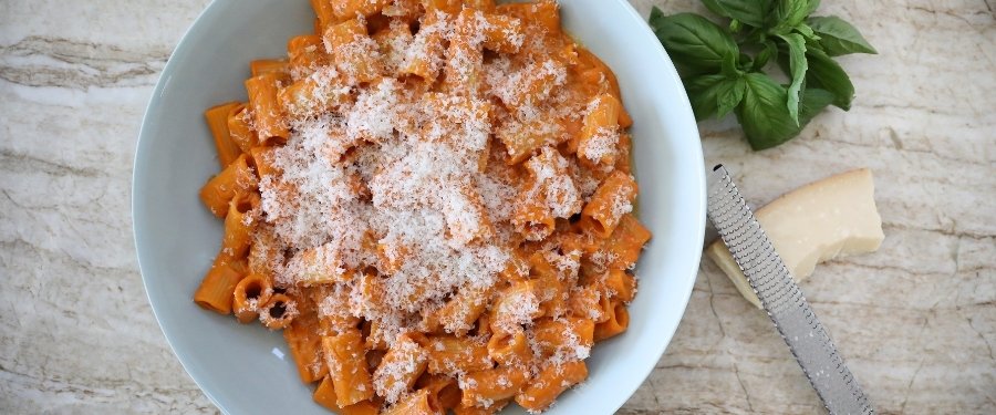 Speedy, Silky Red Sauce (with protein!)