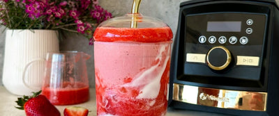 LittleKaleGirl's Strawberry Glaze Smoothie